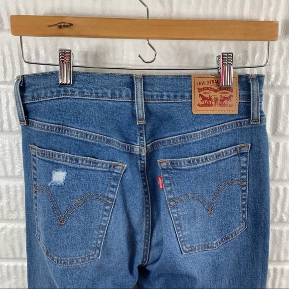 Levis Wedgie Distressed Skinny Jeans 27 Button Fly - Picture 7 of 8